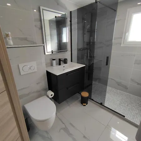 別荘 Maison Entiere 2 4 Personnes ユスタリッツ